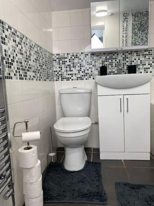 Apartment House In Medway *
